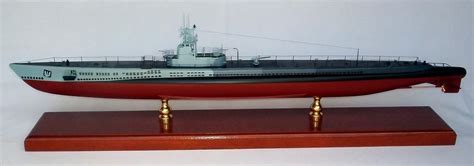 Gato Class Submarine - Custom Mahogany Model