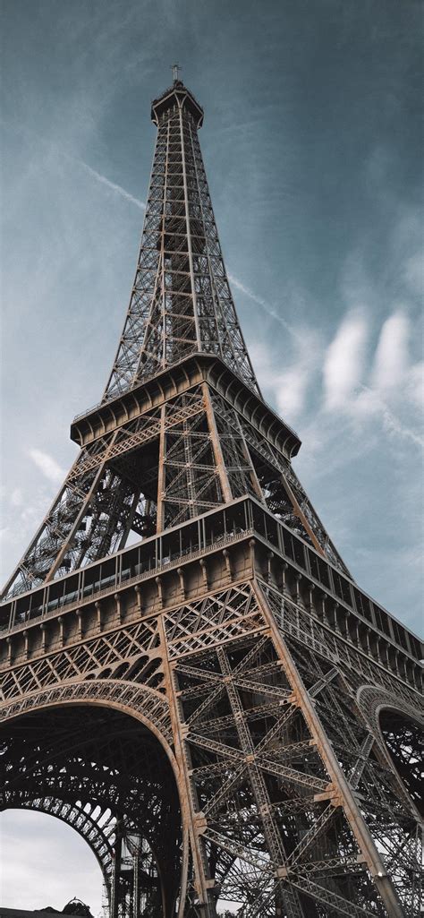 what are the aesthetics of the eiffel tower Aesthetic eiffel tower wallpapers - Dark Images