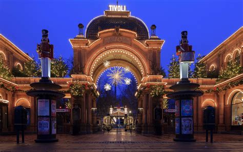 Copenhagen's Tivoli Gardens Has the Best Christmas Lights in All of Europe