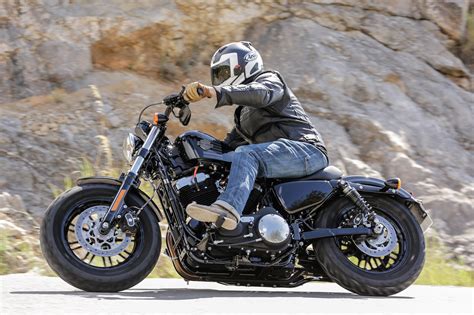 Video review: Harley-Davidson Sportster Forty-Eight roa... | Visordown