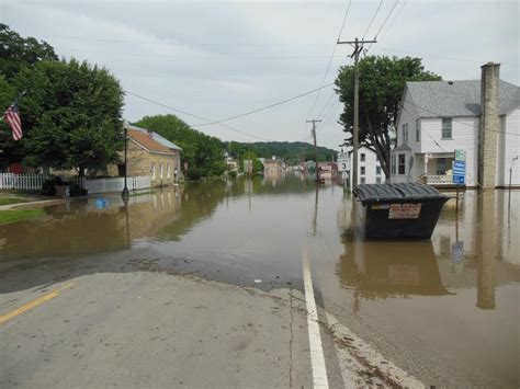 Flood of May 2013 Grafton Illinois - just file it under Memories ...