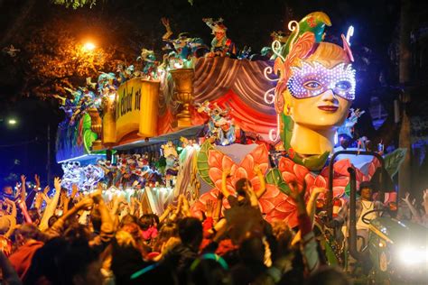 New Orleans Mardi Gras parade 2023 livestream: Watch NOLA's iconic krewe parade floats