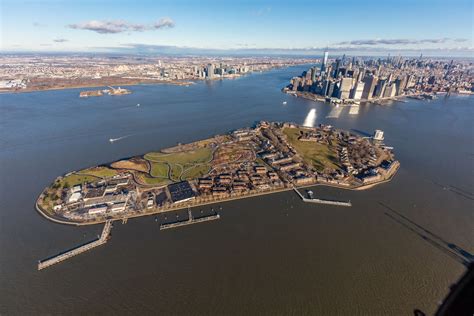 A climate change ‘laboratory’ may come to Governors Island - Curbed NY