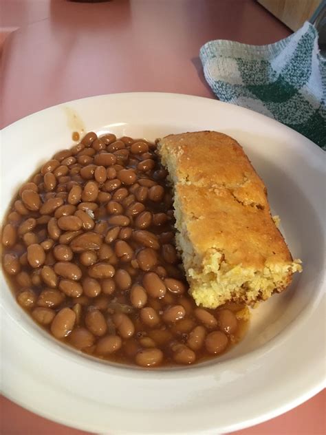 Beans and cornbread : r/shittyfoodporn