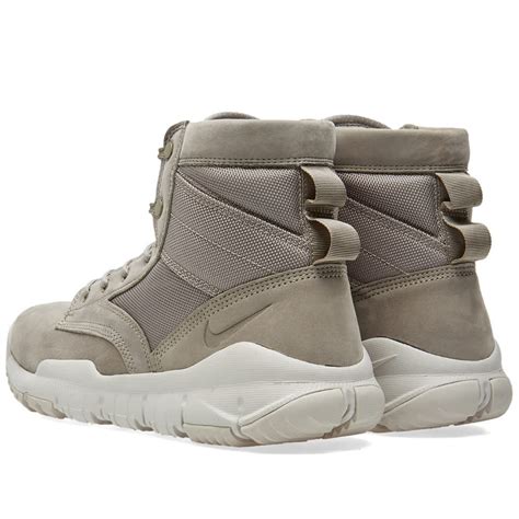 Nike W SFB 6" Leather Light Taupe | END.