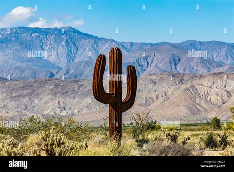 Ricardo Breceda Galeta Meadows Sky Art steel sculptures Stock Photo - Alamy