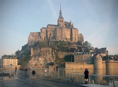 Drone Captures Amazing Footage of Mont-Saint-Michel During High Tide ...