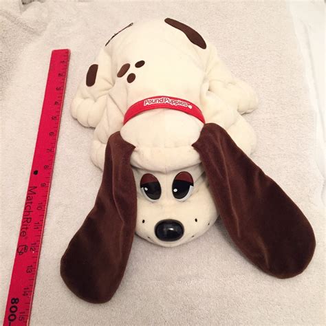 Vintage Large Pound Puppies Plush Toy