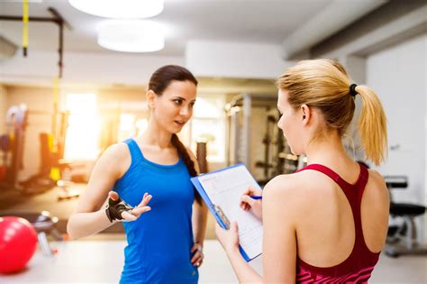 5 Health Benefits of Using a Personal Trainer - Finding Farina