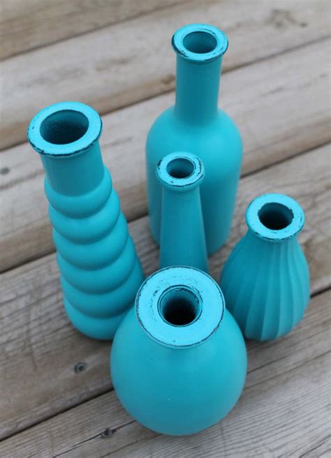 aqua blue vases Blue Glass Bottles, Blue Bottle, Bottle Vase, Outdoor Dinner Parties, Dinner ...