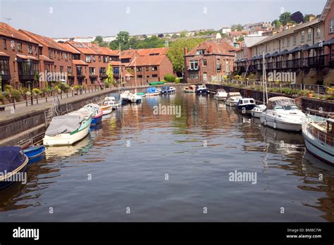 Boats moorings pooles wharf marina hi-res stock photography and images - Alamy