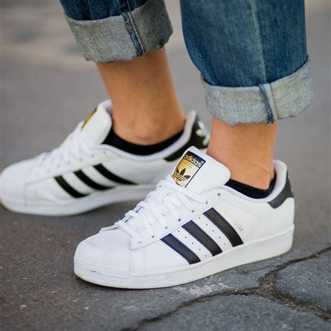 Adidas Superstar: Los tenis que necesitas ahora mismo | GQ México y ...