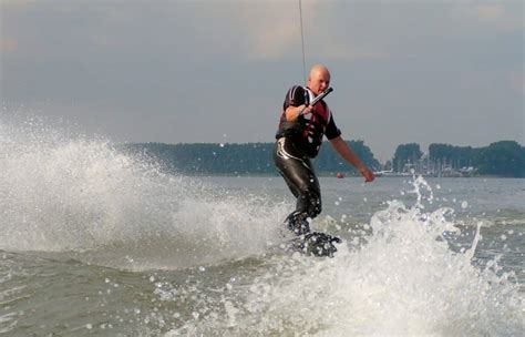 Wakeboard Tips For Beginners - 360Guide