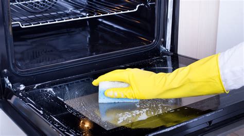 Oven Cleaning Tips - #1 Maid Service & House Cleaning