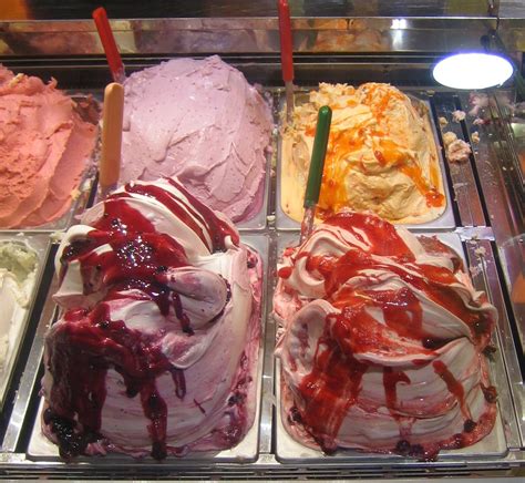 File:Italian ice cream.jpg - Wikimedia Commons