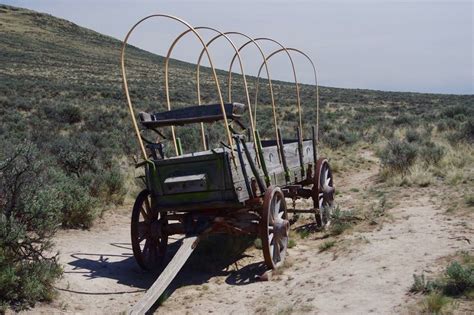 Oregon Trail Wagon Ruts (Flagstaff Hill) - Hiking in Portland, Oregon ...