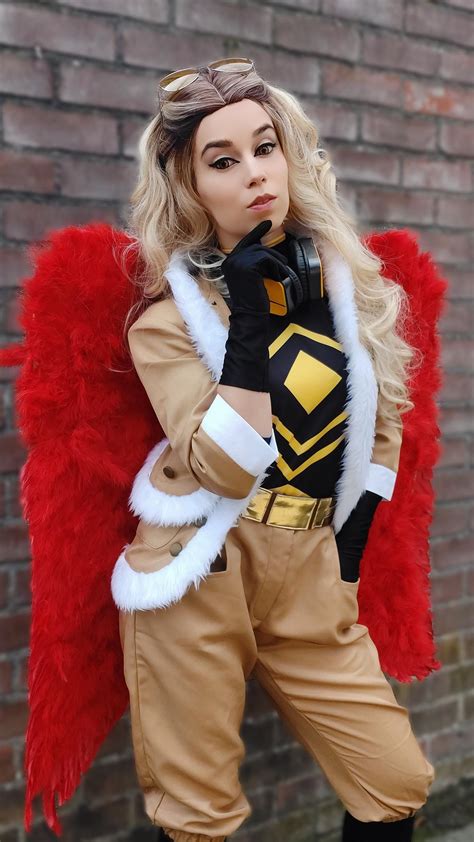 My Genderbend Hawks Cosplay : r/BokuNoHeroAcademia