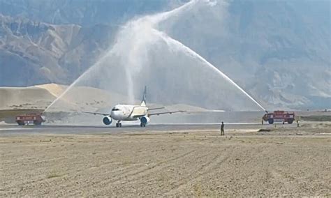 First international flight lands at Skardu - Newspaper - DAWN.COM