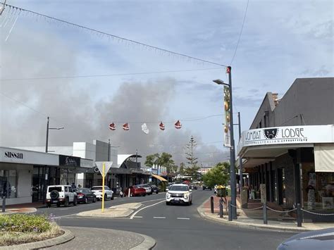 Eaton bushfire: Blaze threatens lives and homes with residents evacuating | The West Australian