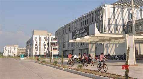 Punjab signs pacts with IIT Ropar for skill development - Social News XYZ