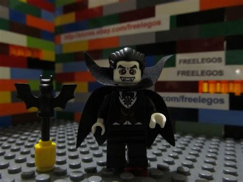 NEW Lego minifigure series 2 DRACULA VAMPIRE Halloween toy | eBay