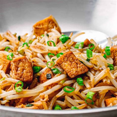 Bean Sprout Stir Fry with Tofu - Posh Journal