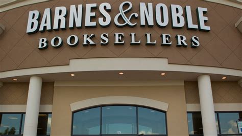 For Barnes & Noble, selling e-books is even worse than selling the real ...