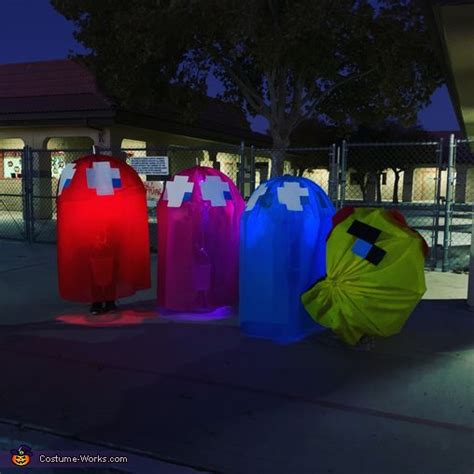 Pac-Man and Ghosts Costume | Best DIY Costumes - Photo 3/3 | Themed ...