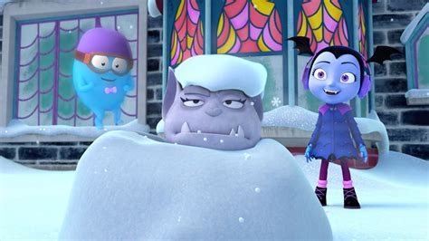 Vampirina | Holiday Episodes For Kids on Disney Channel 2018 | POPSUGAR Family Photo 2