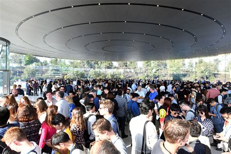 Apple iPhone Event: See Inside the New Steve Jobs Theater | Fortune