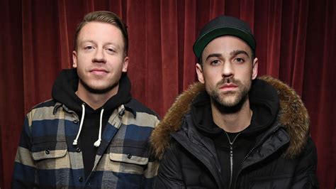 Macklemore and Ryan Lewis’ “Thrift Shop” Video Tops 1 Billion Views on YouTube