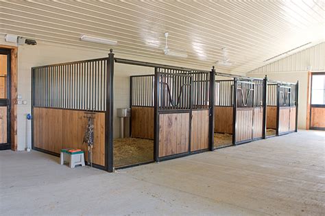 Horse Stalls | Free Standing Horse Stall Kits