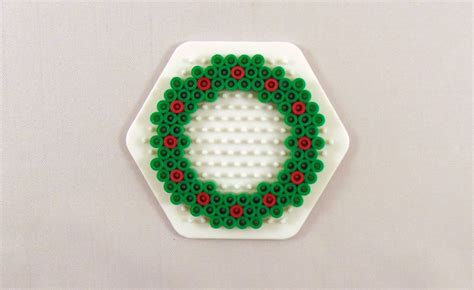 10 Easy Christmas Perler Bead Patterns – Krysanthe