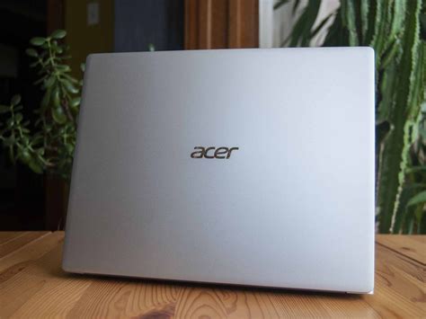 Acer Swift 3 (Intel) review: Better display and features, less ...