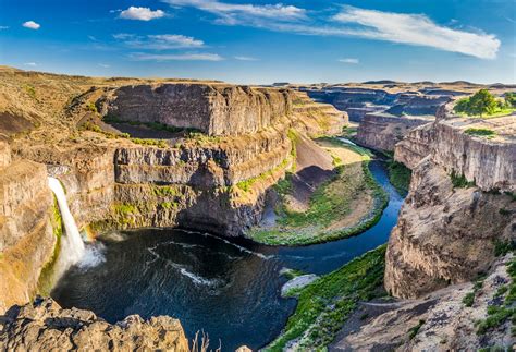 Our Complete Guide to Palouse Falls State Park in 2022 - Hiking Washington