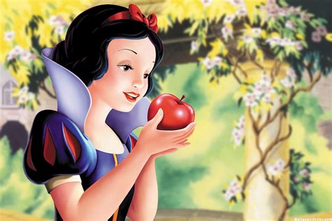 HD Disney Princess Snow White Holding Poisoned Apple Wallpaper | Download Free - 139171