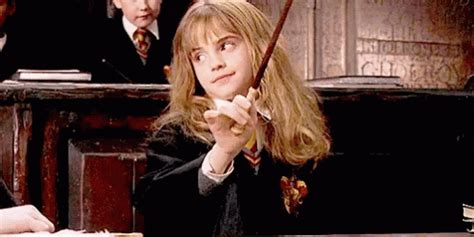 Hermione Granger Wand GIF – Hermione Granger Wand Harry Potter – Откриване и споделяне на GIF ...