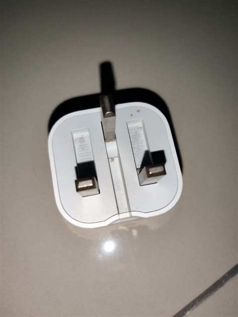 Apple iPhone iPad 20w charger, Mobile Phones & Gadgets, Mobile & Gadget ...