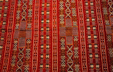 THE VIEW FROM FEZ: Beginners' Guide to Moroccan Carpets.