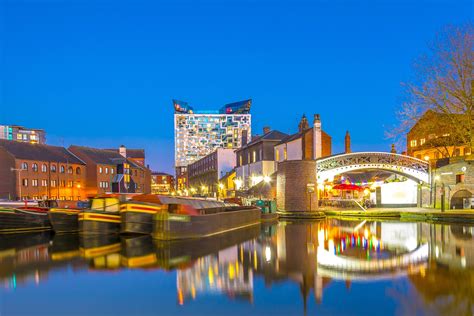 Nightlife in Birmingham - Birmingham travel guide - Go Guides