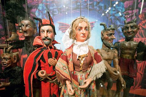 hidden europe | Puppetry in Prague: the Art of Bringing Wood to Life