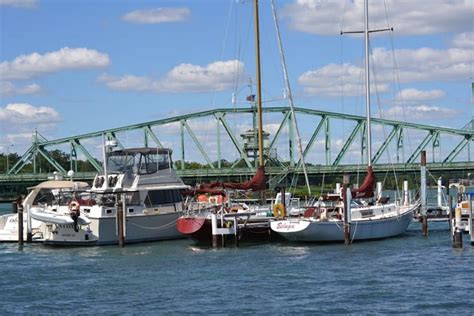 Grosse Ile: The Largest Island on the Detroit River