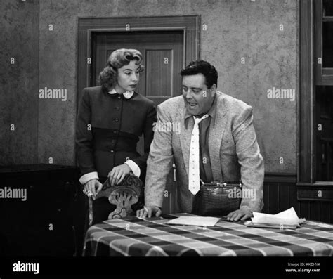 Jackie Gleason Audrey Meadows Ralph and Alice Kramden 1956 Stock Photo - Alamy