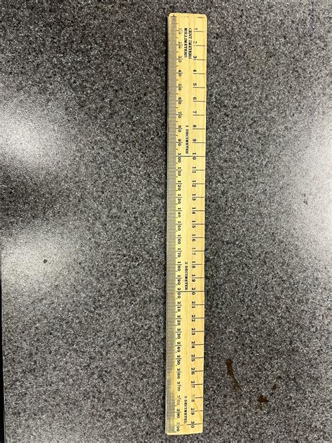 A ruler I found with decimeter measurements : r/mildlyinteresting