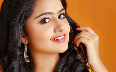 Anupama Parameswaran Biography - Age, Movies, Height, Weight, DOB, Family, Awards, Career, etc