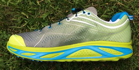 Hoka Huaka Running Shoe Review with Comparisons to the Hoka Clifton