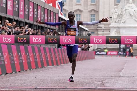 Kiptum wins London Marathon in 2nd fastest time | The Hill