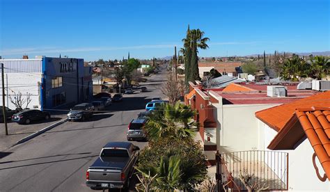 On the Border Between Douglas, Arizona and Agua Prieta, Mexico | Flung