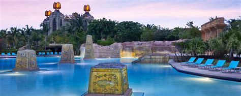 Paradise Island, Bahamas Hotels with Pool | The Royal at Atlantis