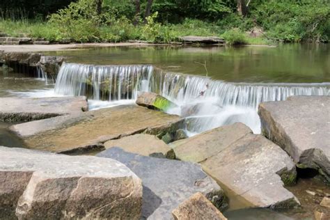 14 Best Waterfalls in Oklahoma - Holiday Parrots